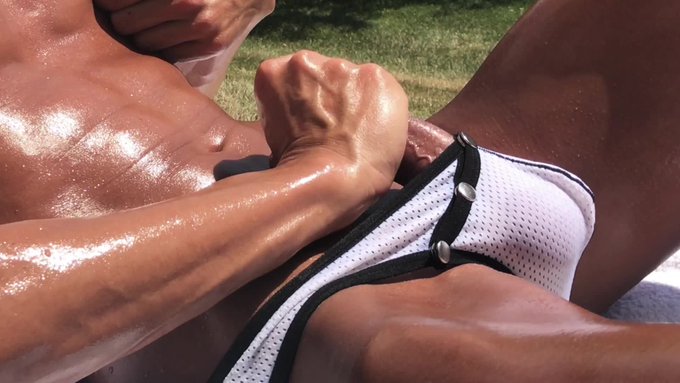 Thank you for buying! Outdoor Masturbation, Cum Play &amp; Swallow https://t.co/q2erYwKSIE #MVSales #MVBoys