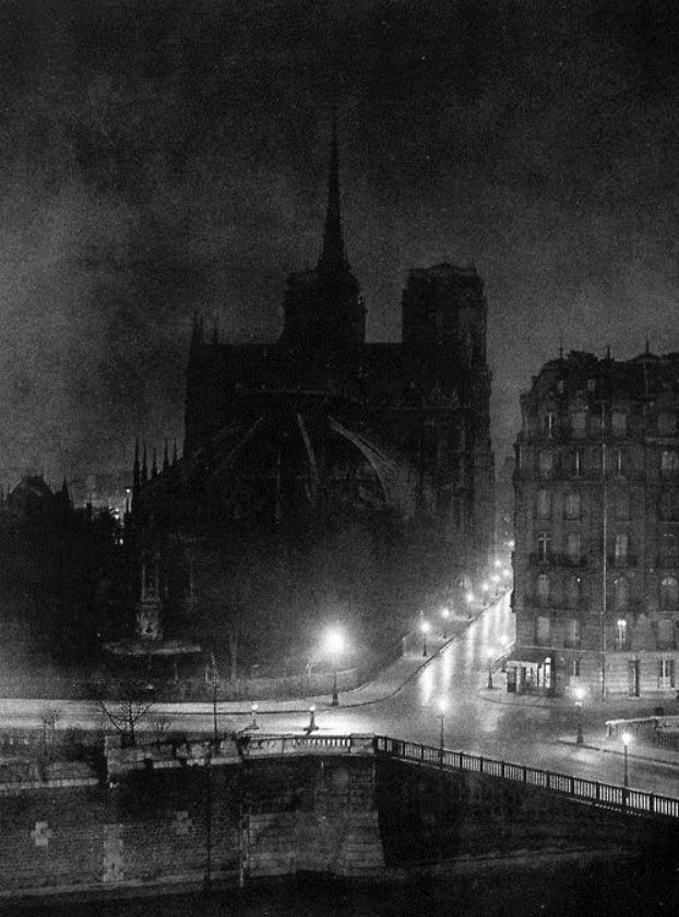 「notre dame brassai」的圖片搜尋結果