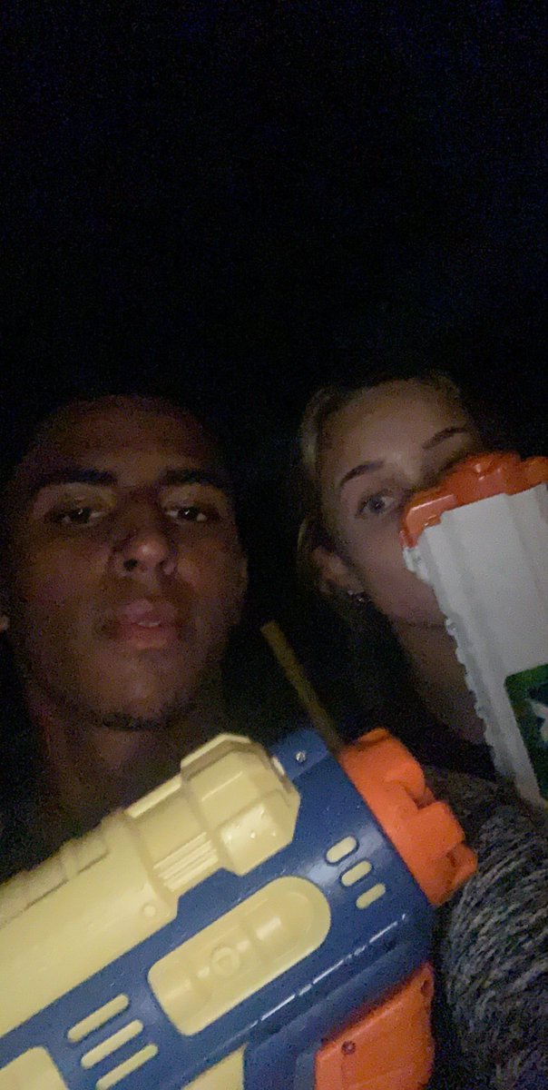 squirt_6's tweet photo. Andrew gets David,Feliz,Nathan,and Molly @AHSWaterWars19 https://t.co/p8d73vbKg1