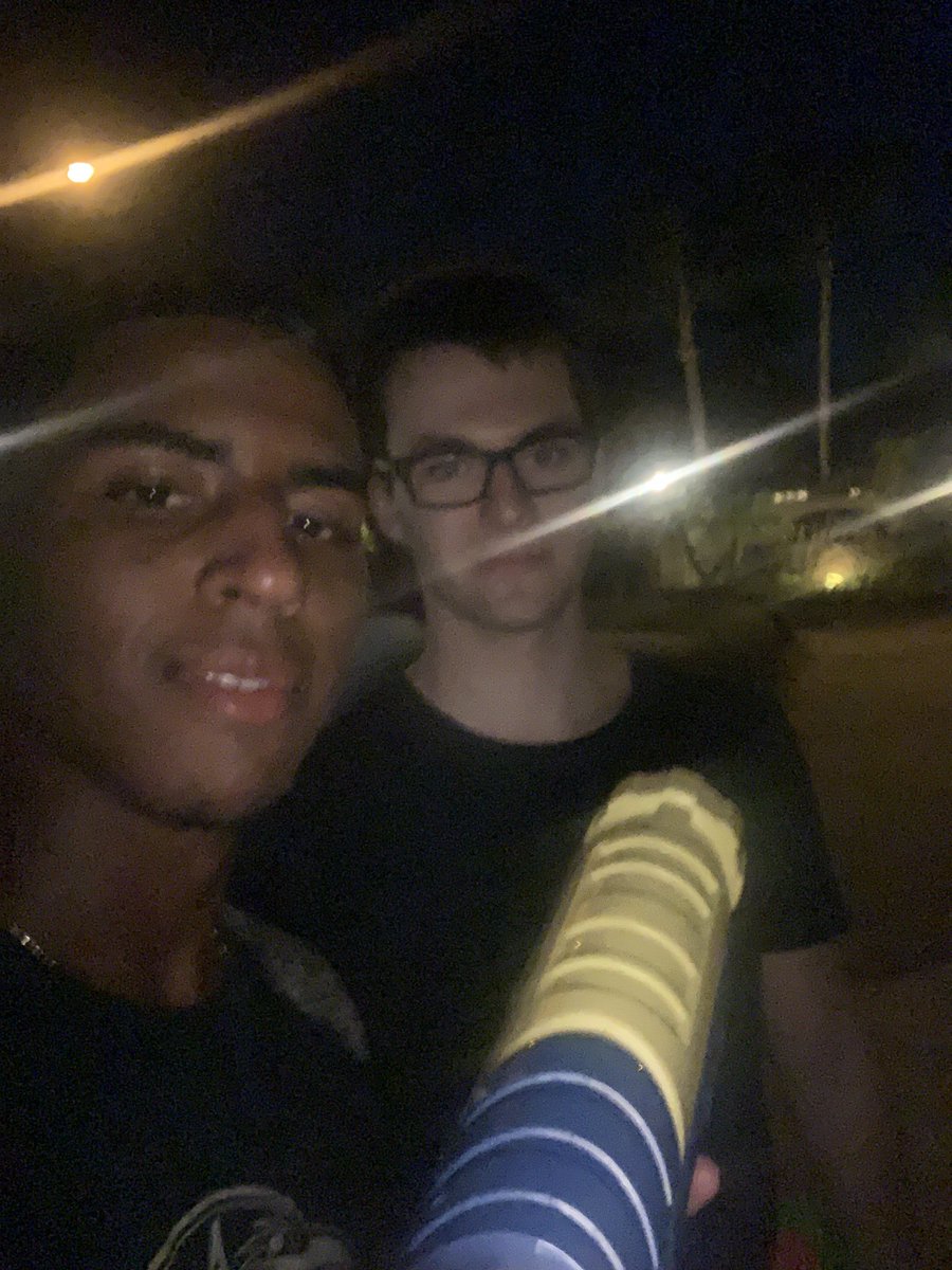 squirt_6's tweet photo. Andrew gets David,Feliz,Nathan,and Molly @AHSWaterWars19 https://t.co/p8d73vbKg1