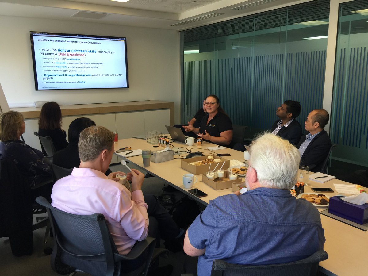 #SAP Technology Ambassador <a href="/jocdart/">Jocelyn</a> explaining #UX  #S4HANA migration options at the KNOA Breakfast Briefing today ⁦<a href="/MosheNaveh/">MosheNaveh</a>⁩