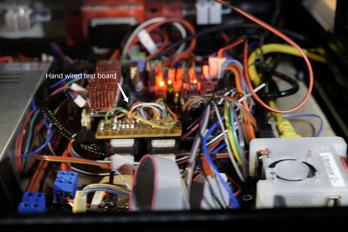 soimy's tweet photo. #UltiAdapter-FD is an adapter for RAMPS-FD 32bit board to use #UltiController, an all-in-one panel with 2.4inch OLED, encoder, SD card slot and RGB status led. 
This little adapter is #OSHW at https://t.co/e1Nzp93XMn https://t.co/lALvCuTKQc