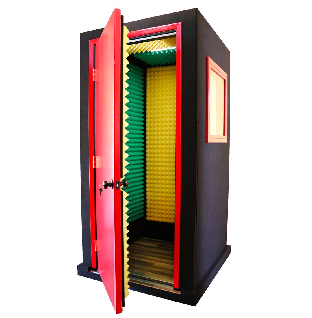 LAvocalbooths's tweet photo. We love this beautiful rasta colored 4'x4' LA vocal booth!! 🇪🇹
Custom colors always available.
•
•
•
#studioview #studiotreatment #studioacoustics #ableton #musicstudio #vocalbooth #recordingbooth #vocalist #recordingstudio #audioengineer #homestudio #soundisolation #LAVB https://t.co/iMtYhvGvDd