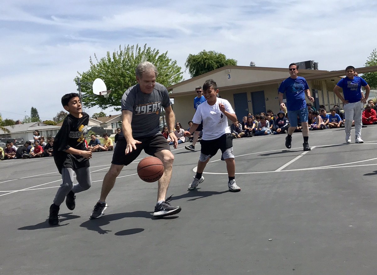 newmichell's tweet image. What a game it was!!! Our traditional conclusion to the BT March Madness tournament: winners vs. the staff. Remarkable skills, a competitive spirit, coupled with generosity and laughter, made this game one for the record books! @bt_eagles #BTSOAR #CESDProud