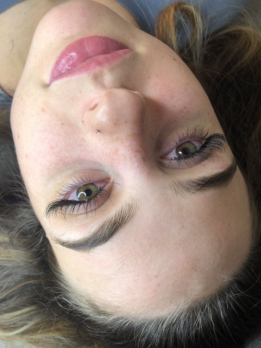 lizzietrampas1's tweet photo. Lashes by me β€οΈ
#hsvlashtech https://t.co/xnz3C7QNNn