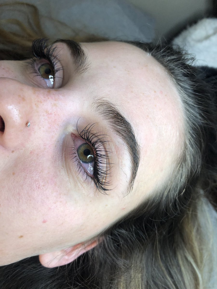 lizzietrampas1's tweet photo. Lashes by me β€οΈ
#hsvlashtech https://t.co/xnz3C7QNNn