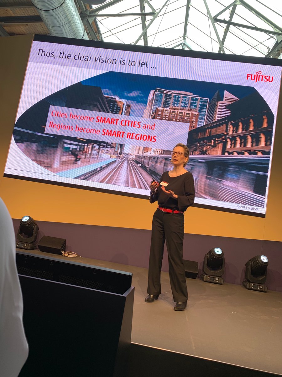 Vecap_io's tweet image. Our headquarters have just visited Hub Berlin (🌐 hub.berlin). Check out the photos below. 

#Fijutsu #IoT #BlockchainSummit #smarthome #SmartCities #5G #partnership #speaker #Vecap #cryptocurrency #business