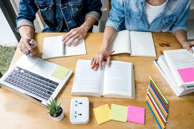 GTD_360's tweet photo. ¿Cómo va la semana? Hoy os traemos un post de lo más interesante, donde encontrarás los mejores CURSOS ONLINE para ser todo un experto en Marketing Digital 💻 🎓 #marketing #cursos #online https://t.co/kIUEfkEyKE