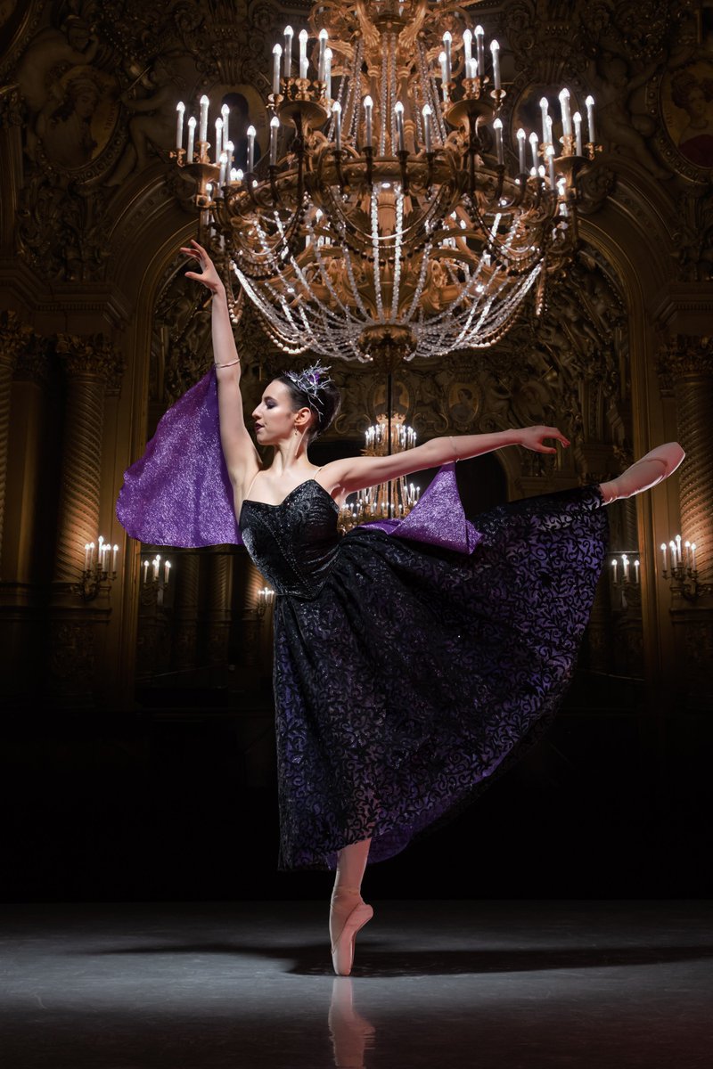 ENBSchool's tweet photo. Chukkas to all our second year students for the opening night of #ENBMyFirst Sleeping Beauty with @ENBallet at the @peacocktheatre . We are so excited to see you perform! https://t.co/VBAeHB4ebN…/my-first-ballet-sleeping-beauty/ Photos: ASH https://t.co/AdHJBRfUIX
