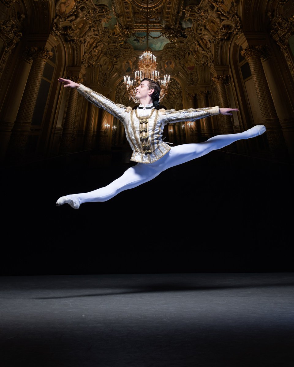ENBSchool's tweet photo. Chukkas to all our second year students for the opening night of #ENBMyFirst Sleeping Beauty with @ENBallet at the @peacocktheatre . We are so excited to see you perform! https://t.co/VBAeHB4ebN…/my-first-ballet-sleeping-beauty/ Photos: ASH https://t.co/AdHJBRfUIX