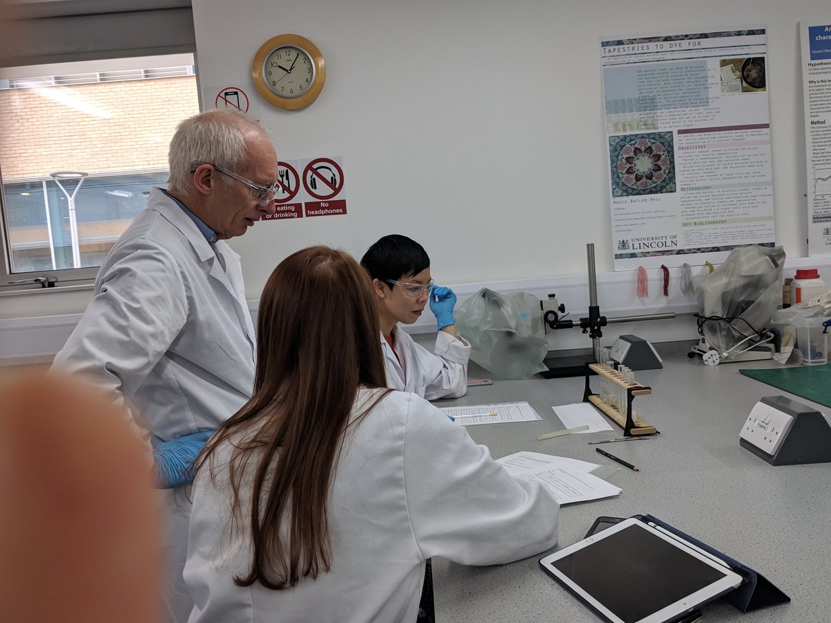 ConsDiaries's tweet image. Good morning from day 2 of chemistry week! This morning we&apos;re doing some lab sessions on solubility, conductivity and melting points. Goggles at the ready! @ARAConsTraining #chemistryforconservators @LinConservation