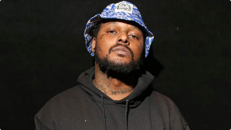 Ютубера скулбой. Как зовут скулбоя. Schoolboy minecraft. Как зовут скулбоя. Армрестлер сарычев schoolboy.