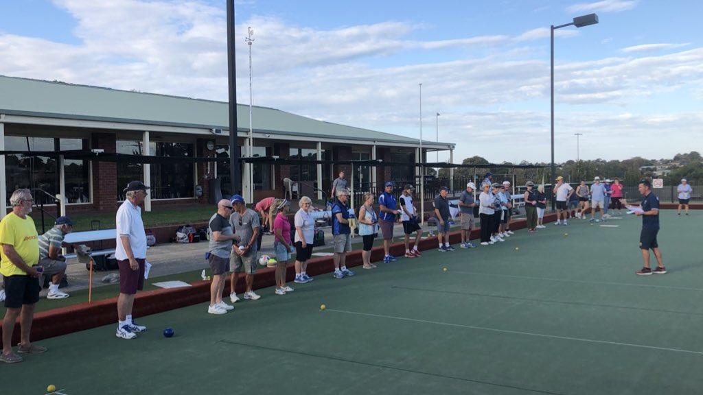 Thanks to Barrie Lester <a href="/122blest/">Barrie Lester</a> for providing his fantastic coaching insights and most of all his valuable time to 30 plus bowlers from across Geelong this afternoon at Highton BC <a href="/BowlsVictoria/">Bowls Victoria</a> <a href="/BowlsAustralia/">Bowls Australia</a>