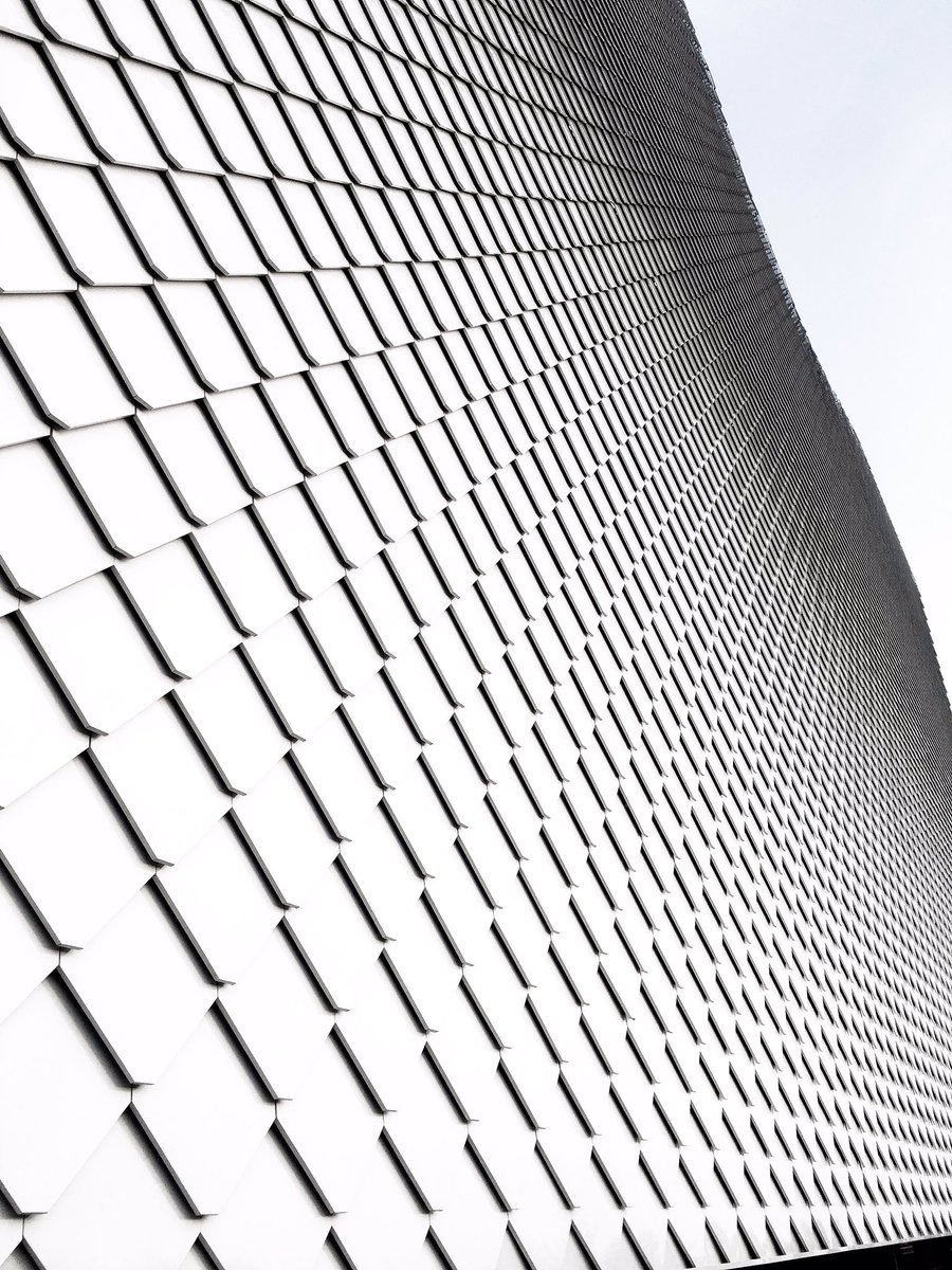 farahmdzam's tweet image. still amused by the design.
📷 : #rawme