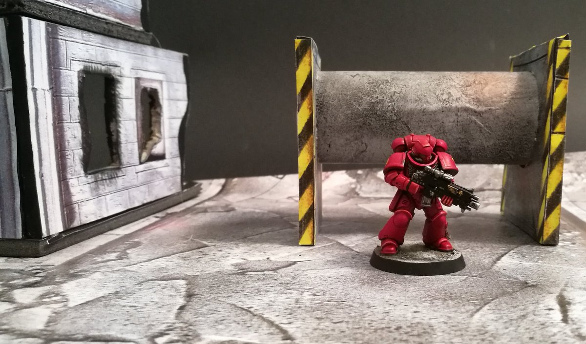 manicdragon84's tweet image. If your after some cheap and effective terrain checkout @CustomTerrain, mats look amazing, and the digital printable terrain is easy to assemble and looks great when complete, all printed on white paper and glued to 5mm foam board 
#wh40k #killteam #tabletopgaming 
#terrain
