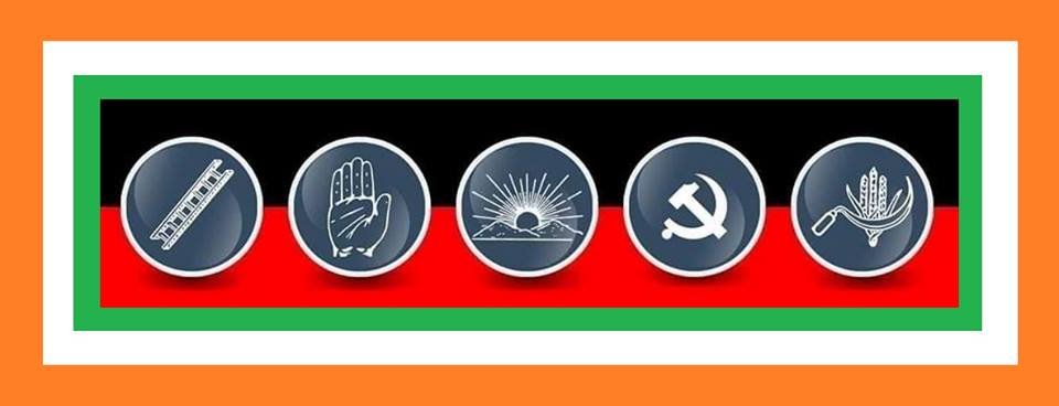 Congress4_India's tweet photo. பண மதிப்பிழப்பு திட்டம் மூலம் நாடு அடைந்த வளர்ச்சி என்ன??

காங்கிரஸ் மற்றும் தி மு க கூட்டணி கட்சிகளுக்கு உங்களது வாக்குகளை அளித்து வெற்றி பெற செய்யுங்கள்..

#Vote4Congress #Vote4DMK https://t.co/J2TNPn0JRQ