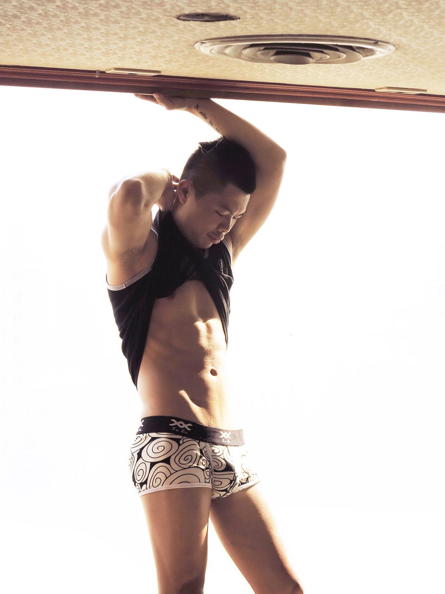 nanjiaoli's tweet photo. 貼身舒適
漩渦潮流印花
https://t.co/dKn1JPnktm
更多好看印花款式☝️☝️☝️
全面3折起!
#印花 #潮流 #舒適 #貼身 https://t.co/OfUKIT1wZI