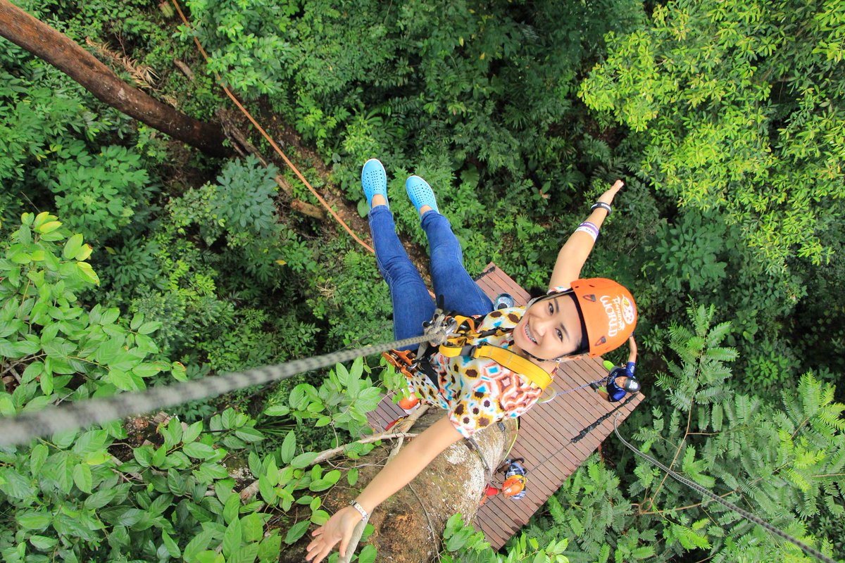Try something different! You don't have to travel across the world for an adventure -- just head over to the Asheville Treetops Adventure Park. Get your thrills here: ow.ly/Ju0l50p671R