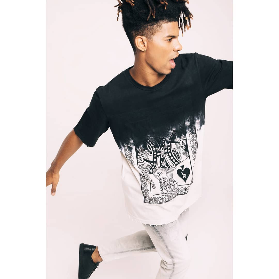 AsortWorld's tweet photo. #throwback 
Play your fashion card right!

#streetwear #streetstyle #hiphopindia #hypebeast #instastyle #ABG #anotherbadgeneration #feargod #liker #ratchet #rad #dopeindia #whoareweabg #abgforlife #litindia #hustleindia #abgcrew #sicksquad #somethinglit #abgsquad #abggang https://t.co/YG16fxQ8Fk