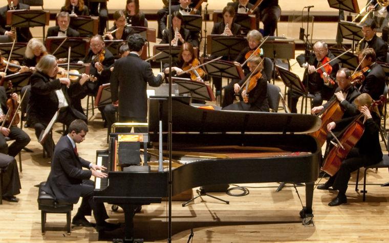 Presidential contender Pete Buttigieg is not only a polyglot (Norwegian, Spanish, Italian, Maltese, Arabic, Farsi, &amp; French), but is also an accomplished musician. Here he is performing Gershwin's Rhapsody in Blue with his local symphony orchestra.