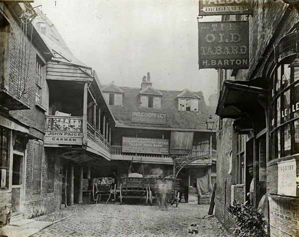 These are what London's Pubs looked like about 100 years ago
