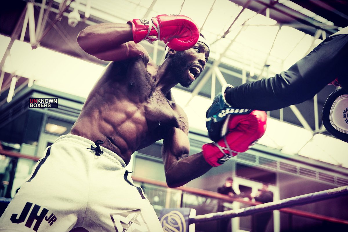 PesterSuperstar's tweet photo. Have a dream and follow it🙏🏿
No grind, no glory💪🏿
4 DAYS TO GO ❗
APRIL 20TH O2 ARENA 🗓
tickets Left 40 100 200 
Inbox me 
Thank you for those that have supported 🙏🏿
#boxing #skysports #matchroom #o2arenalondon #fromthebottomtothetop #mystory #motivation https://t.co/5rzWTr8zH8