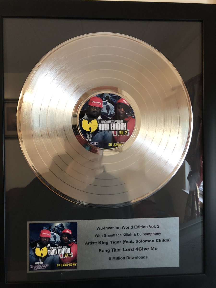KingTigerBx1's tweet photo. My Hard sweat and tears. #platinumplaque w/ #GhostfaceKillah & #DjSymphony https://t.co/ZpqVEoVRoy