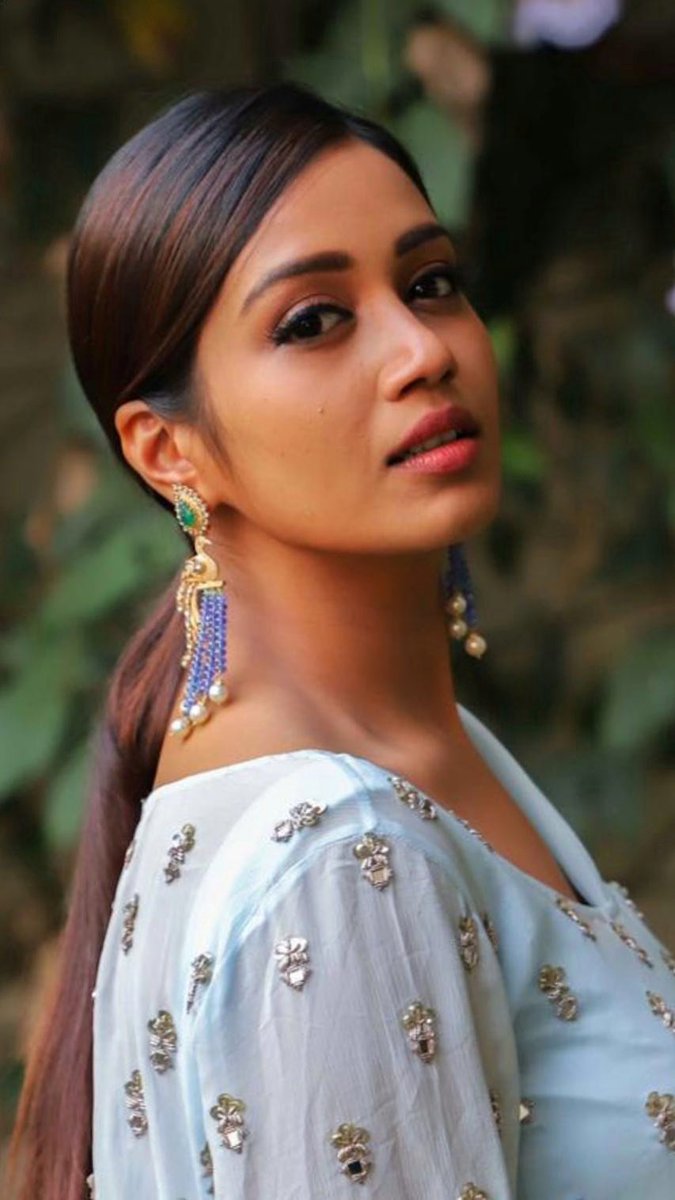 757LiveTelugu's tweet photo. Latest clicks of #NivethaPethuraj
#Nevetha https://t.co/UN0FJOgxRY