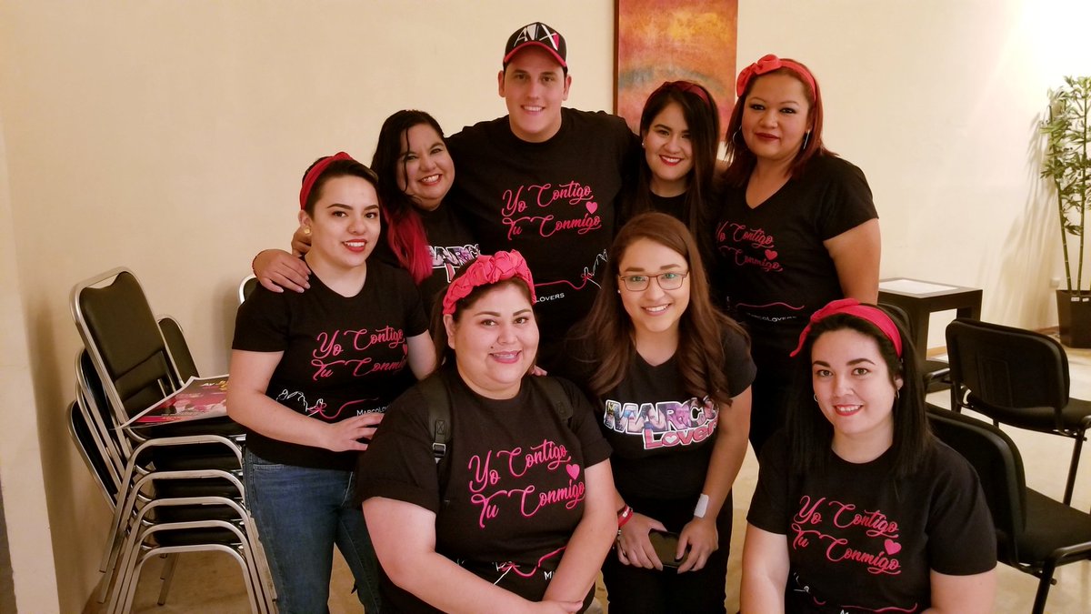 aleyakisita's tweet photo. @marcopoloteatro @marcopoloteatro Te queremos Marco💙 #YoContigoTuConmigo
Un increíble Show #Monclova Gracias a todo el team bipolar por sus atenciones, GRACIAS a ti por tus abrazos, palabras, sonrisas🤗😘 #Marcolovers #Foraneas https://t.co/eKCjb503ht