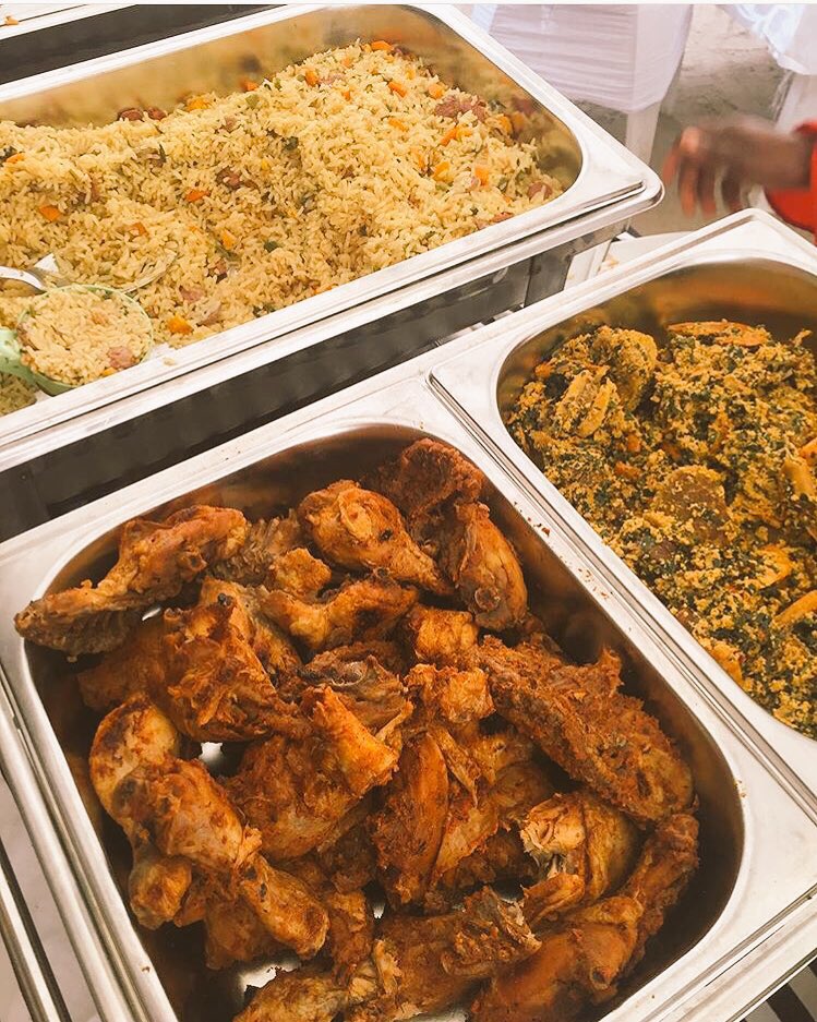 Chopstix_grills's tweet photo. @iSlimfit We’re the no 1 plug for tasty meals,  sweet small chops, barbecue &amp; indoor/outdoor catering. We have specially curated treat &amp; love boxes available on Wednesdays/Fridays weekly &amp; u can book us 4 ur  events. Our meals are tastefully prepared &amp; our customer service is excellent! https://t.co/cXObK7Aggm
