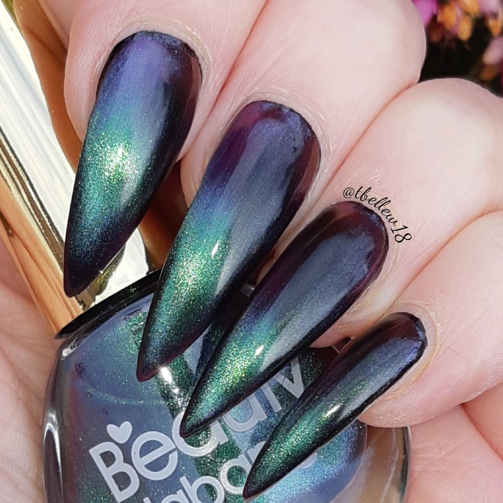 How gorgeous is this Chameleon Cat Eye Polish from <a href="/beautybigbangs/">beautybigbang</a>
Item number SKU J6512TM-3C
Discount code TRAB10 
bitenomore.blogspot.com/2019/04/beauty…