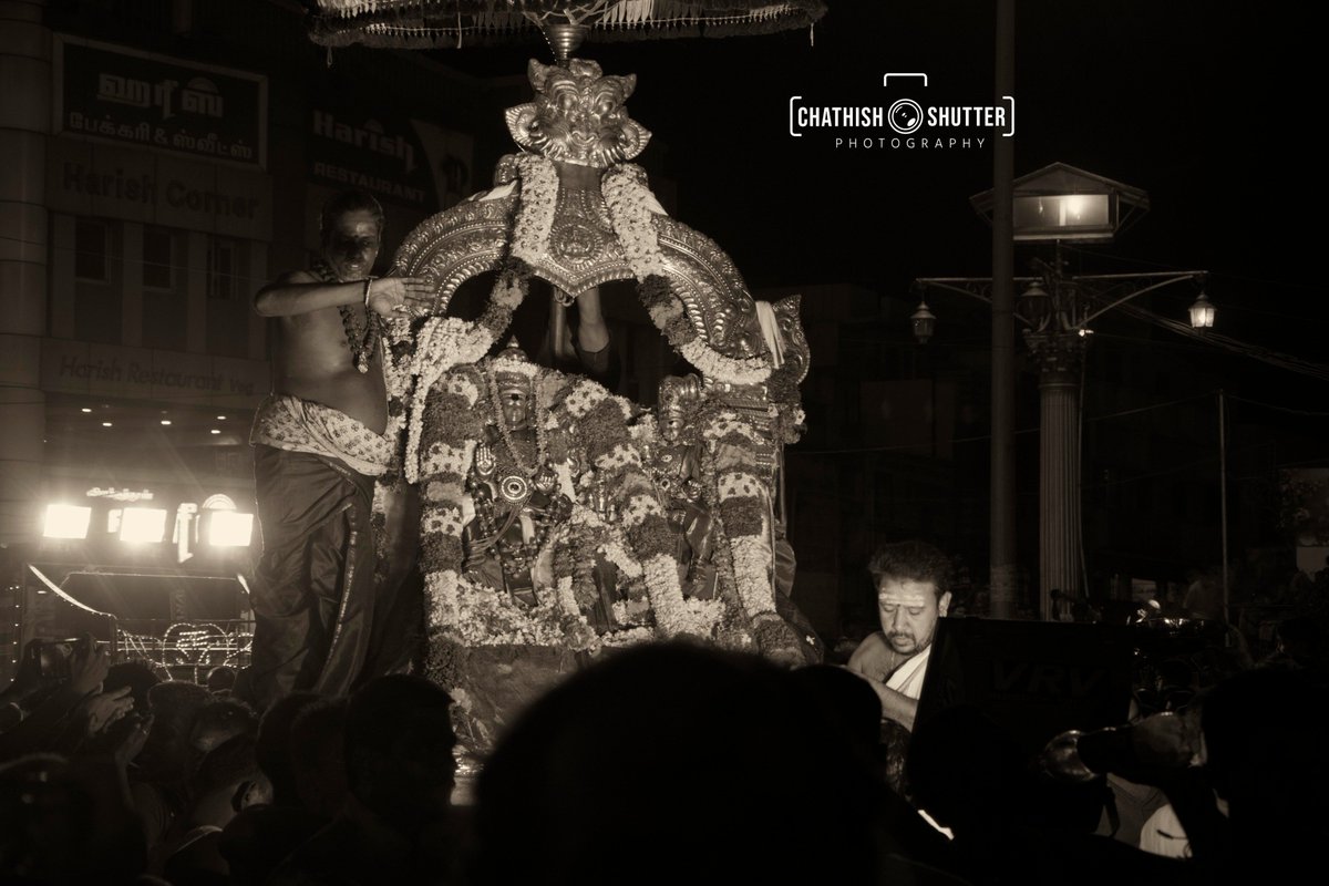 chathishsathiya's tweet photo. பன்னிரெண்டில் எட்டாம் நாள் -  மதுரை சித்திரை திருவிழா 2019. 
விகாரி வருடம், சித்திரை 2.
#chithiraifestival  #Madurai #festival #traditionalart #TamilNadu #chathishshutter #chathishshutter https://t.co/wYwdFSuNog