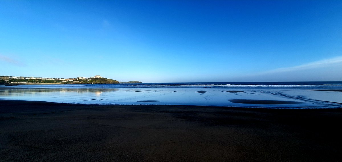 Today's forecast is sunshine and showers and at 0730 this morning it was definitely sunshine!

#Newquay #Cornwall #VisitCornwall #visitnqy #IloveNewquay #nofilter #nofilterneeded #TeamNewquay #LoveWhereYouLive