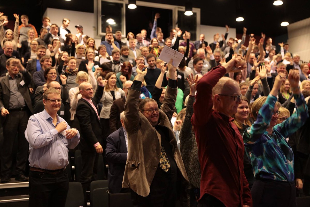 Två månader kvar till AlandicaDebatt och det är redan 22 seminarier/debatter inbokade. Har du "råd" att inte vara med? 
#alandicadebatt #bärkraft #norden