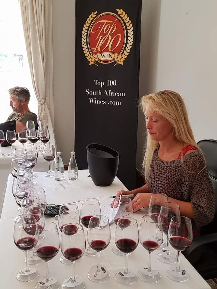 Day one of the #NationalWineChallenge tasting kicks off with big red. #cabernetsuavignon #bordeauxblends #pinotage on the table. @gregsherwoodmw @realsavagewines @RichardJKershaw @mattrobday e