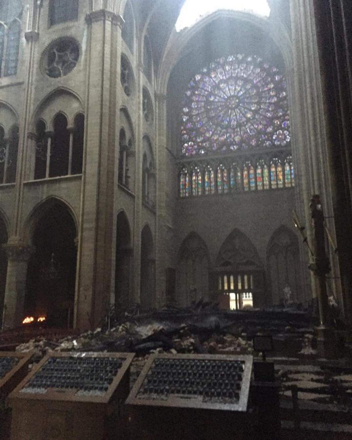 le_Parisien's tweet image. Les photos de la cathédrale de Notre-Dame ce matin (par Nicolas Guyard) --&amp;gt; l.leparisien.fr/Cji