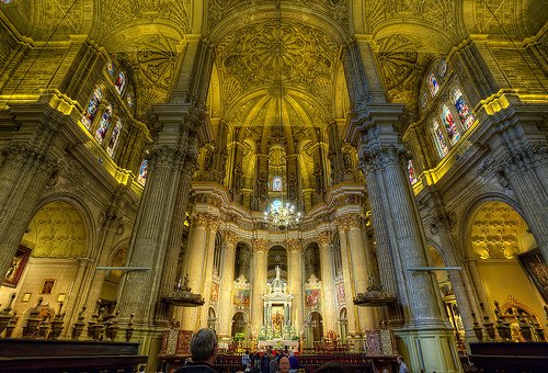 Uvejeje's tweet photo. No es por barrer para casa pero creo que la Catedral de Málaga está injustamente infravalorada entre las españolas, cuando en mi opinión es más bonita que otras a las que se les da más bombo. https://t.co/rJzZc4lksY
