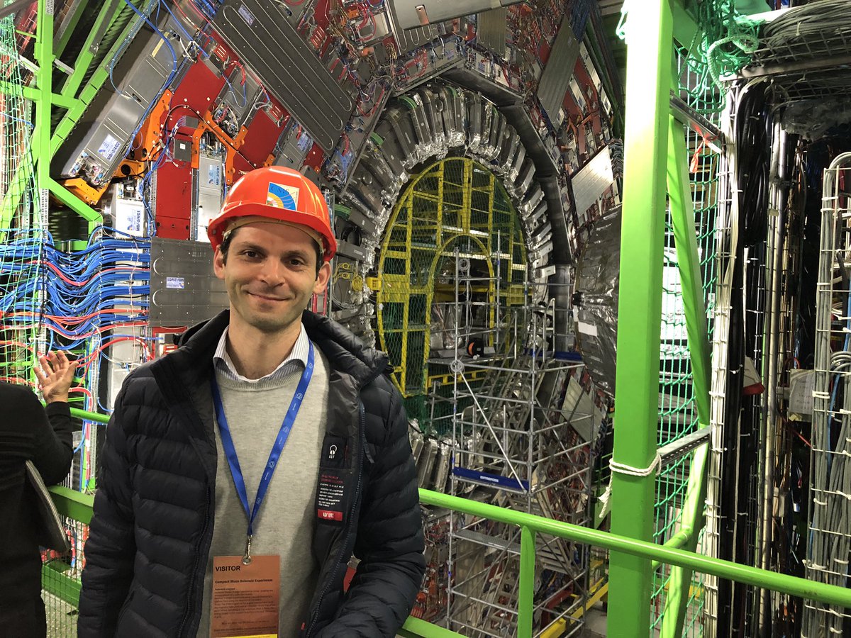 SergeiGleyzer's tweet image. #CMSexperiment Never gets old