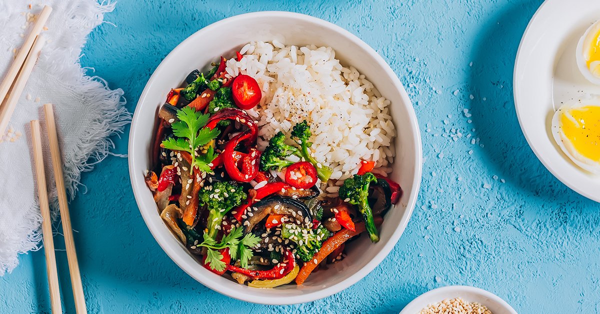 Rund 14% der Schweizerinnen und Schweizer ernähren sich laut einer Studie aus 2017 vegetarisch oder vegan! 🥬 Gehörst Du auch dazu? #vegetarian #veganfood