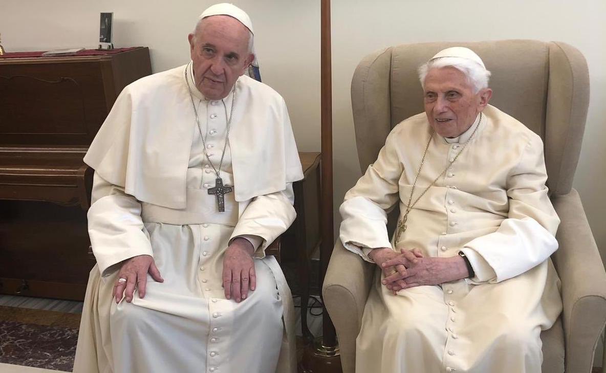 Hoy el Papa Benedicto XVI cumple 92 años. Felicidades.