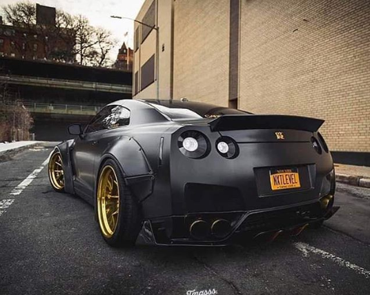 Casey_Ryan2's tweet photo. Awasome Car💋💋💋
#godzilla #hks #jrmracing #gtr #nissangtr #gtrr35 #nissan #gtrheaven #nissangtrlovers #sweden #nightride #horsekick #carswithoutlimits #gtr2017 #dropagearanddisappear #gtr35pect #battalion30five #nissanlife #gtrclub #gtrgeneration #r35ult #r35 https://t.co/ZR0QiRS4WG