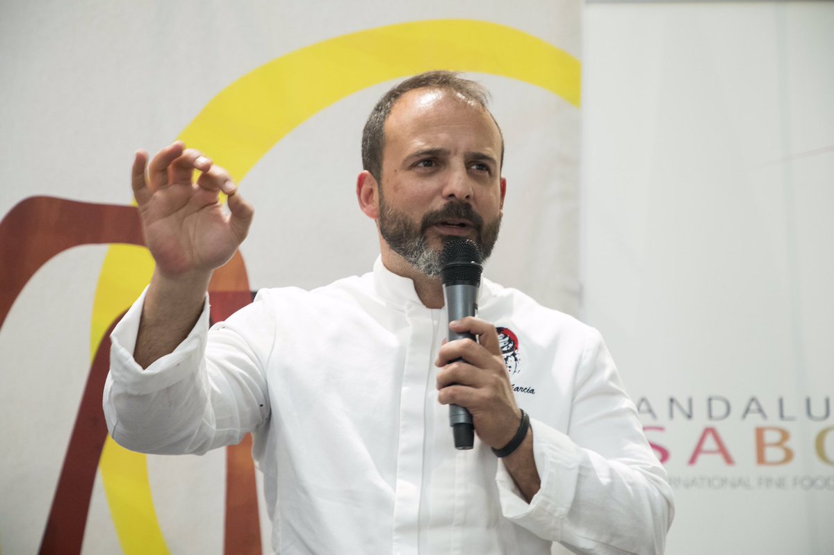 "Comer andaluz es también beber andaluz" según explicó <a href="/kiskogarciachef/">Kisko García</a> del restaurante Choco de Córdoba a los asistentes a Fusión Gastronómica, un menú maridado con vinos tradicionales de Andalucía ofrecido durante el #ICIVTA