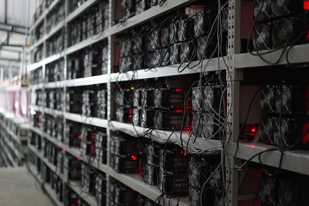 buzzbox_telecom's tweet photo. https://t.co/k9o2Tf99Eo Bitmain Set to Deploy $80 Million Worth of Bitcoin Mining Equipment, Sources Say #Bitmain #Deploy   #Bitcoin #Mining #miners #bitcoinminers #crypto #mining #mine https://t.co/2EOB54AsW2
