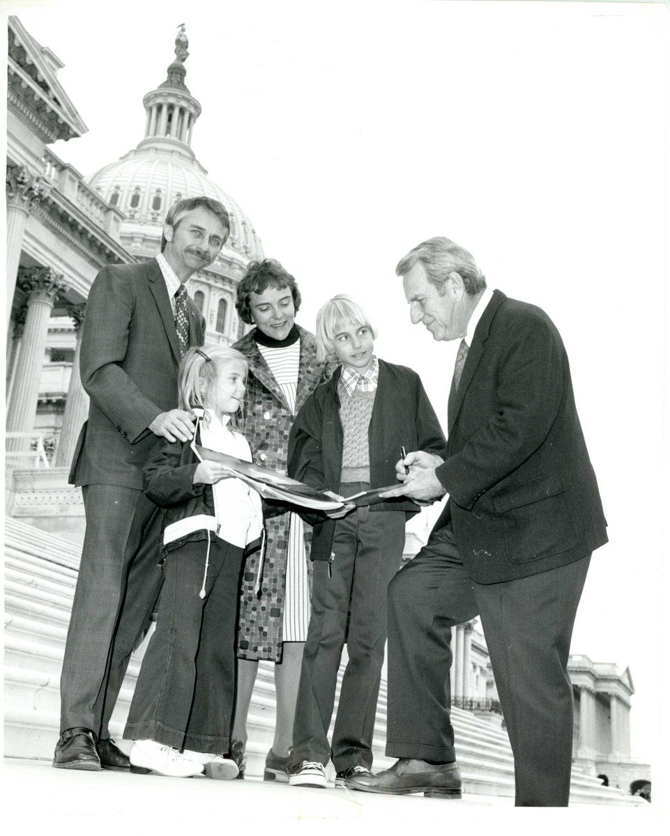 CarlAlbertCtr's tweet photo. The CAC was saddened by the loss of @NASA_Skylab and Shuttle astronaut Owen Garriott, born in Enid, OK. @CityofEnid Image 1-Garriott, Page Belcher and Fred Harris #1059
Image 2- Happy Camp, Garriott and Family at Capitol 1973 #155
@NASAhistory @NASA #greatexplorer https://t.co/CkKFwrZ2f7