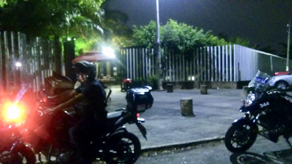 SSPCTabasco's tweet photo. Elementos de la @SSPCTabasco en labores de vigilancia esta mañana en el Parque La Pólvora y en la Ciudad Deportiva. Proteger es nuestro deber. https://t.co/unlqH6C6dI