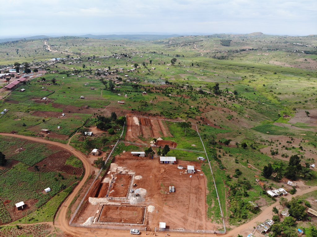 Adventist_Help's tweet image. At the moment almost 95,000 Congolese Refugees are settle down in this Settlement in Western Uganda. The need for medical support is great! 

Follow us
facebook.com/adventisthelp
instagram.com/adventist.help