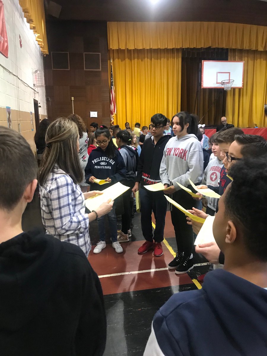 SASYonkers's tweet photo. “Passport to Easter” 
Students pray the Stations of the Cross. #Holyweek https://t.co/UGnWMbXZ5n