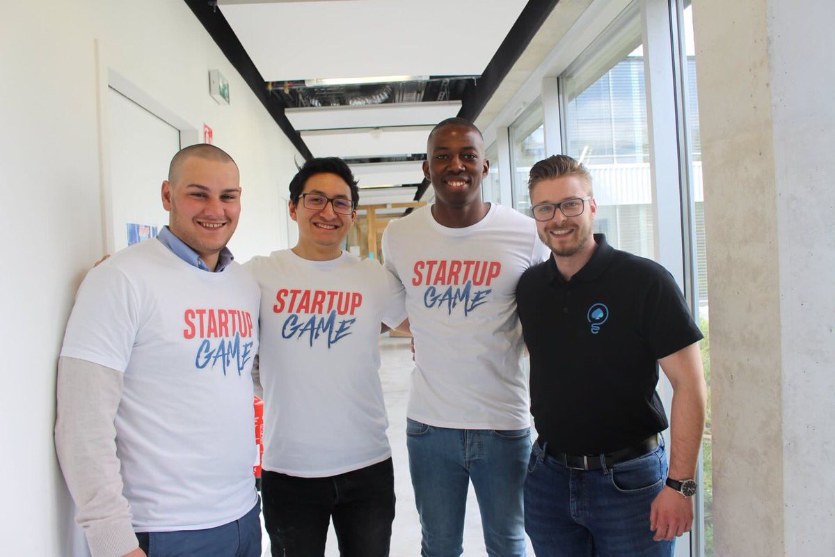 ThomasBouilloT2's tweet image. Ce #week-end j’ai eu l’honneur de participer et représenter le #SogetiLabsParis au #StartupGame à @IMTstarter de Evry.
Un grand moment de challenge et des belles rencontres.
Merci à @NardiniJean et @sebcauwet toute l’équipe pour leur accueil @sogeti_fr