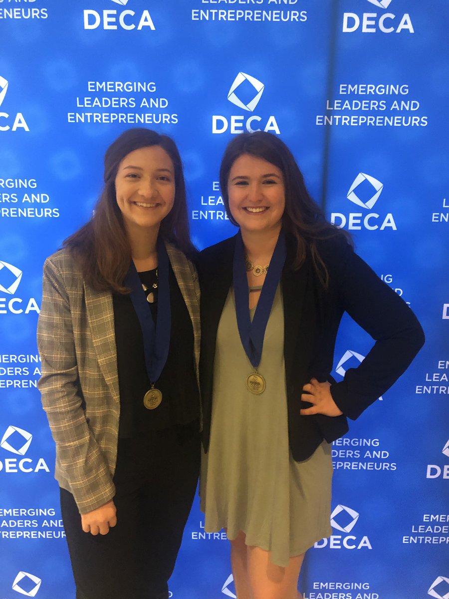 I’m thrilled to be with 10 WVU students in Orlando attending DECA’s annual Conference. Two of our students, Rena Kobelac and Amy Toscano were just named finalists! They compete later today for top honors. Go ‘eers! @wvuccobe