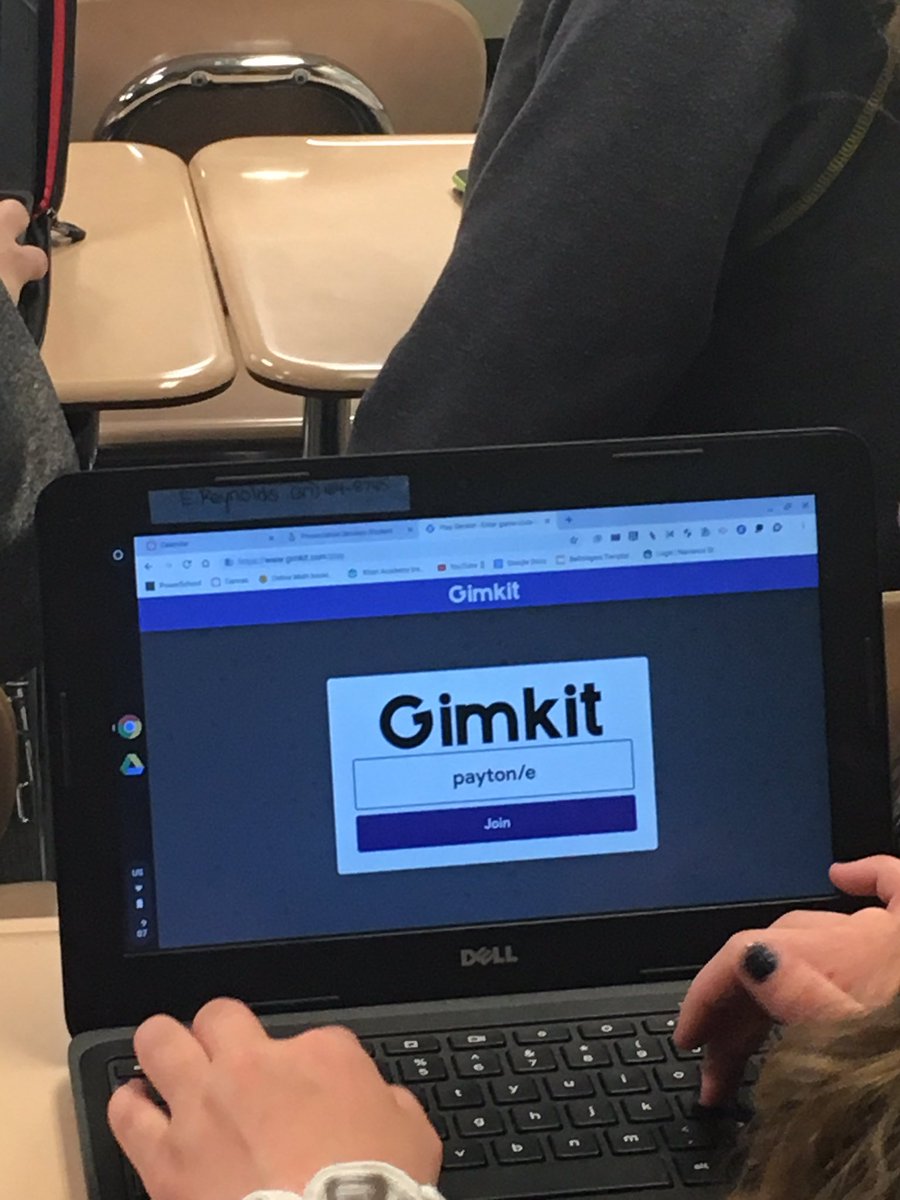 LSchemelWWS's tweet photo. Triple the engagement and collaboration in Mrs. Brown’s room with PearDeck, Gimkit, and Quizzizz while reviewing prime factorization and percents.@wwsweb @WMSshamrocks https://t.co/QcrsHhP72O